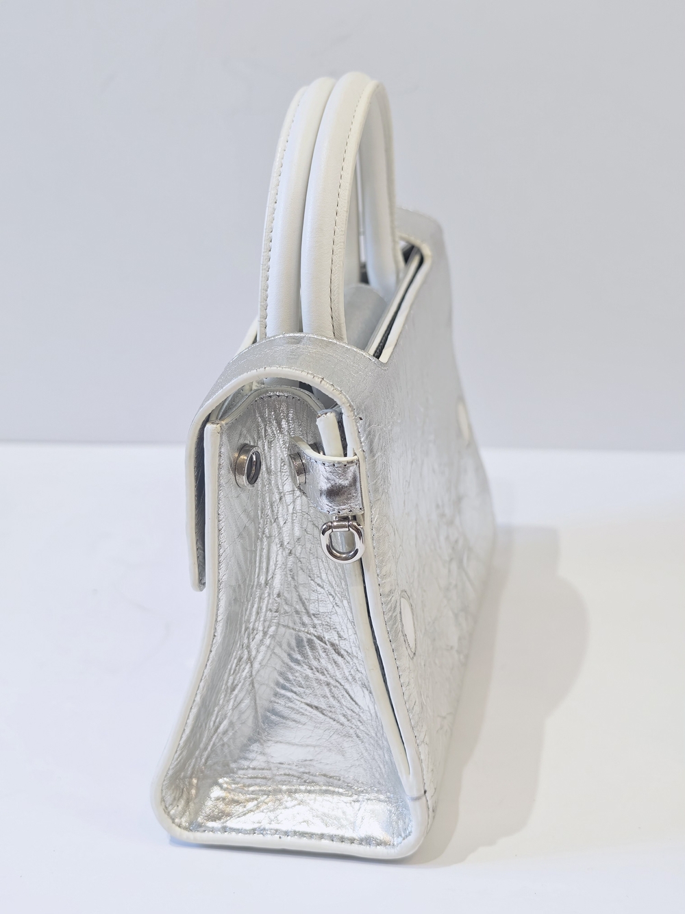 Christian Dior Silver Crinkle Leather Mini Diorever Bag - Picture 4 of 12